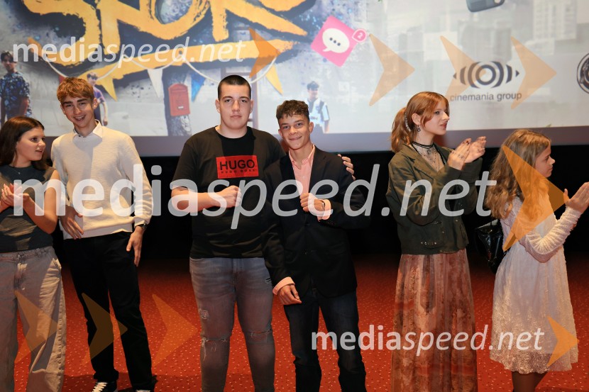 Elvis Škorc, iskrena zgodba o odraščanju, premiera v Mariboxu