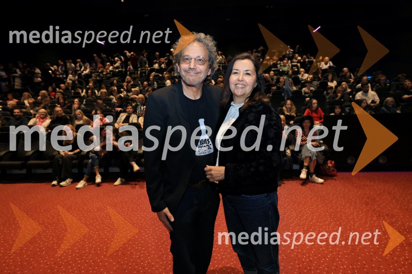 Elvis Škorc, iskrena zgodba o odraščanju, premiera v Mariboxu