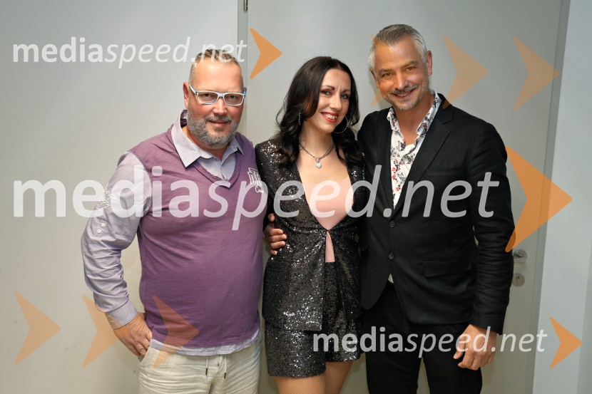  ... ;  ... ;  Miha HercogDomen Kumer z največjo slovensko čago proslavil 20 let kariere