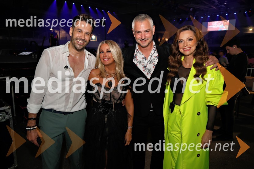  Domen Kumer, pevec;  Saša Lendero, pevka, voditeljica;  Miha Hercog;  Natalija Verboten, pevkaDomen Kumer z največjo slovensko čago proslavil 20 let kariere