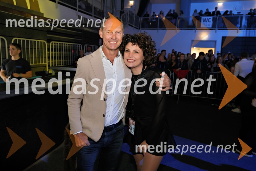  Jože Potrebuješ, skupina Čuki;  Petra  PotrebuješDomen Kumer z največjo slovensko čago proslavil 20 let kariere