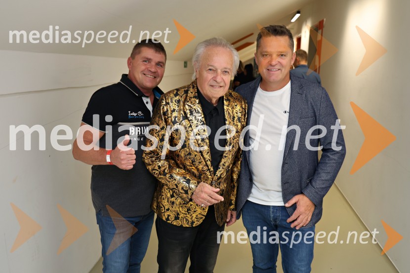  ... ;  Alfi Nipič, pevec;  ... Domen Kumer z največjo slovensko čago proslavil 20 let kariere