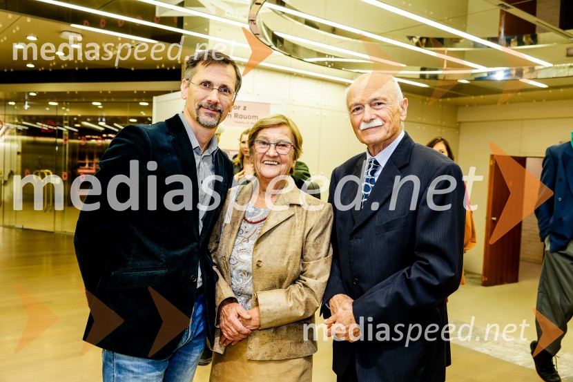  Gašper Troha,  publicist, kritik in teoretik;  ... ;  ... Medejini otroci, pretresljiva sodobna tragedija v Cankarjevem domu