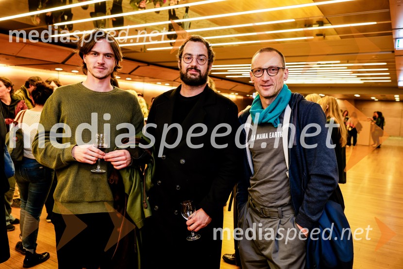  Lovro Zafred, igralec;  ... ;  Marko  Mandić, igralecMedejini otroci, pretresljiva sodobna tragedija v Cankarjevem domu