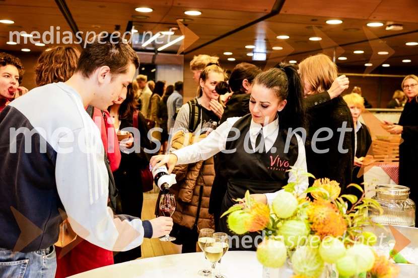 Medejini otroci, pretresljiva sodobna tragedija v Cankarjevem domu