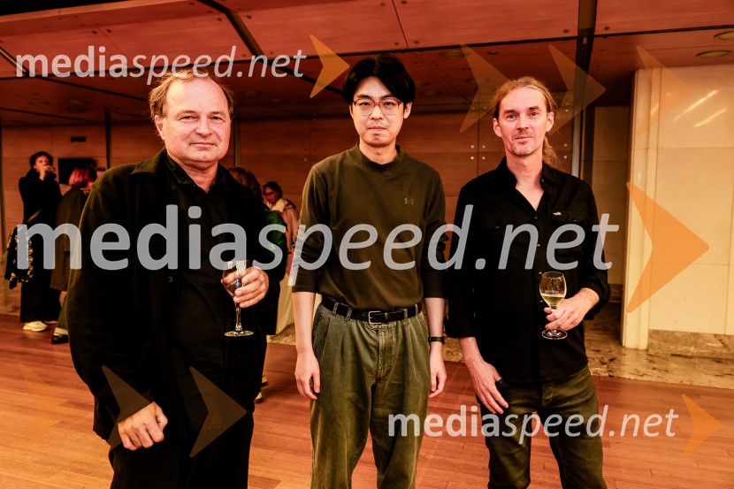  Carlus  Padrissa, režiser;  ... ;  Andrej Jaklič, vodja gledališkega in sodobnoplesnega programa CDMedejini otroci, pretresljiva sodobna tragedija v Cankarjevem domu