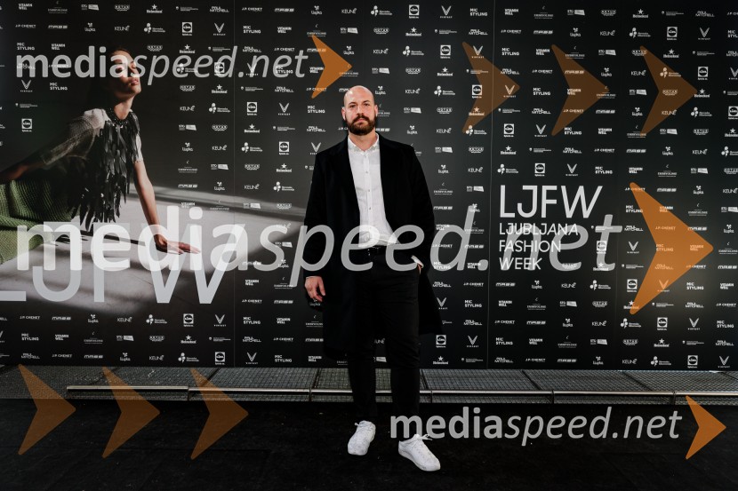 Fashion Week 2025, tretji dan postregel z eksplozijo mladostne ustvarjalnosti