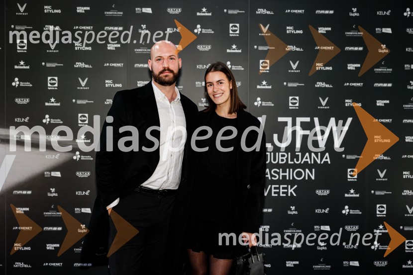 Fashion Week 2025, tretji dan postregel z eksplozijo mladostne ustvarjalnosti