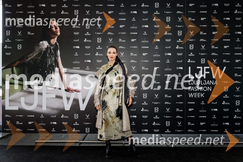  Urška Centa, plesalka flamenkaFashion Week 2025, tretji dan postregel z eksplozijo mladostne ustvarjalnosti