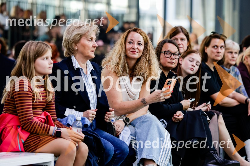  ... ;  ... ;  ... ;  Sašo Stare, stand up komik, voditelj;  ... ;  ... ;  ... Fashion Week 2025, tretji dan postregel z eksplozijo mladostne ustvarjalnosti