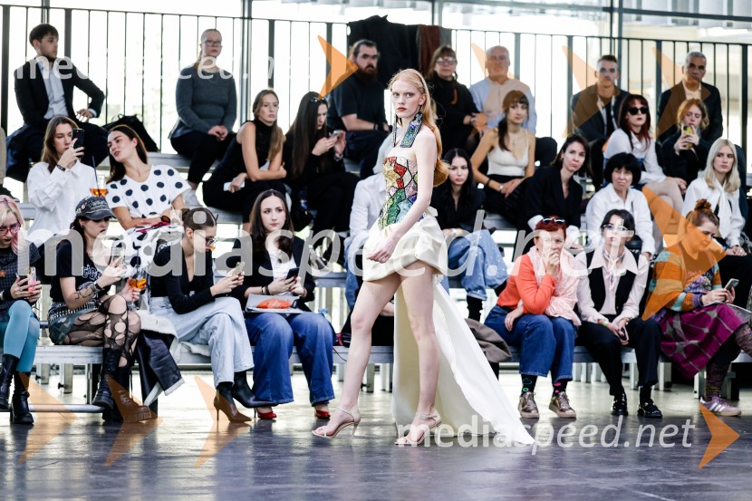 Fashion Week 2025, tretji dan postregel z eksplozijo mladostne ustvarjalnosti