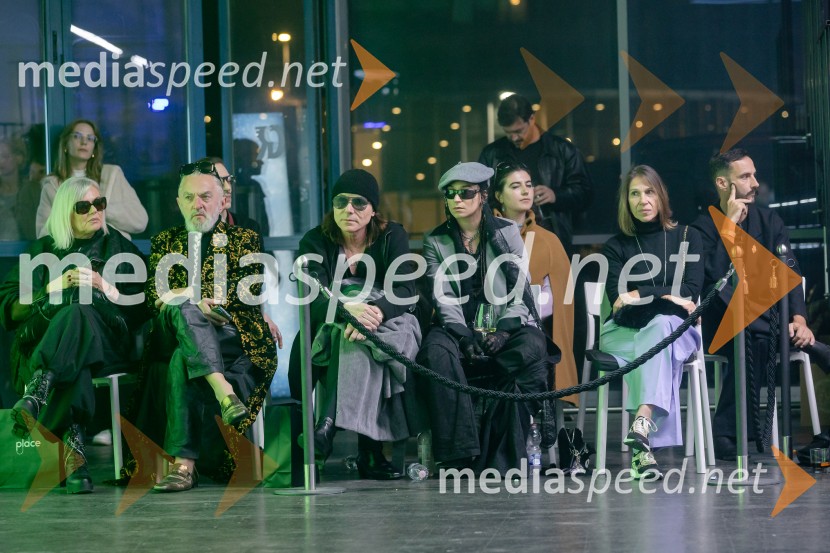  ... ;  ... ;  ... ;  ... ;  Črtomir Remec, direktor Stanovanjskega skladaFashion Week 2025, tretji dan postregel z eksplozijo mladostne ustvarjalnosti