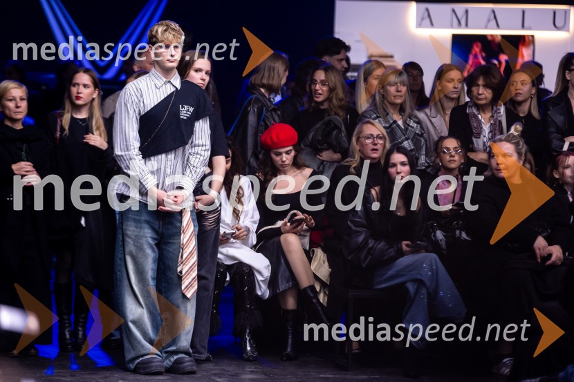  ... ;  ... ;  ... ;  ... ;  ... ;  ... ;  ... ;  ... ;  ... ;  Domen Kumer, pevec;  ... ;  ... Fashion Week 2025, tretji dan postregel z eksplozijo mladostne ustvarjalnosti