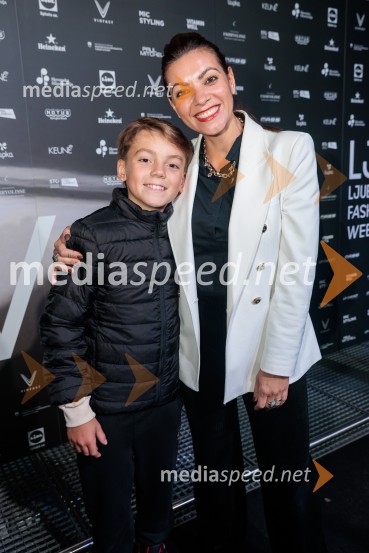  ... ;  Tjaša Perko, kaskaderka in blogerkaFashion Week 2025, tretji dan postregel z eksplozijo mladostne ustvarjalnosti