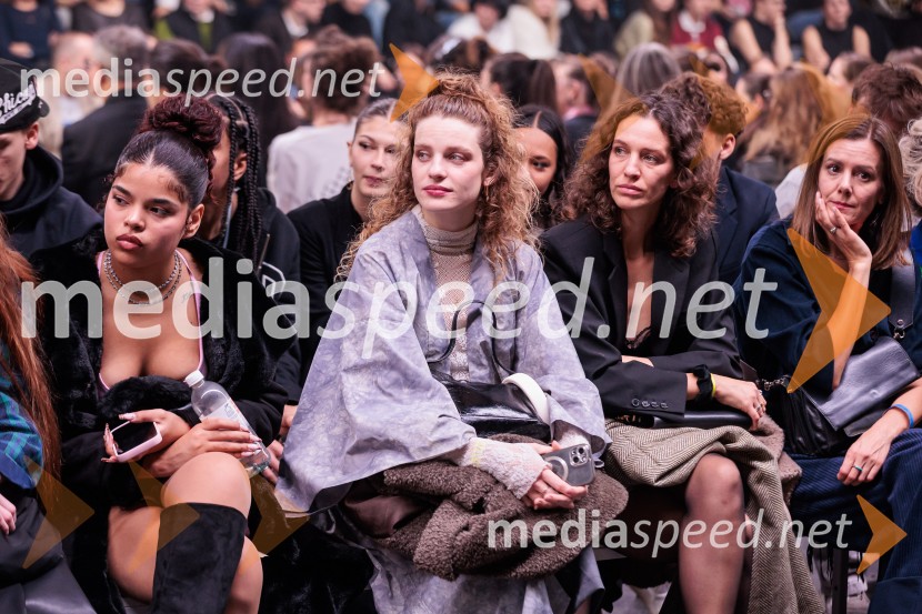  ... ;  ... ;  ... ;  Tina Skvarča, igralka;  ... Fashion Week 2025, tretji dan postregel z eksplozijo mladostne ustvarjalnosti