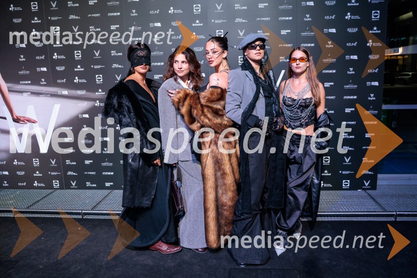 Martina Švab, lastnica, Mia naravna kozmetika;  ... ;  ... ;  ... ;  ... ;  Vesna Milek, novinarka in publicistkaFashion Week 2025, tretji dan postregel z eksplozijo mladostne ustvarjalnosti