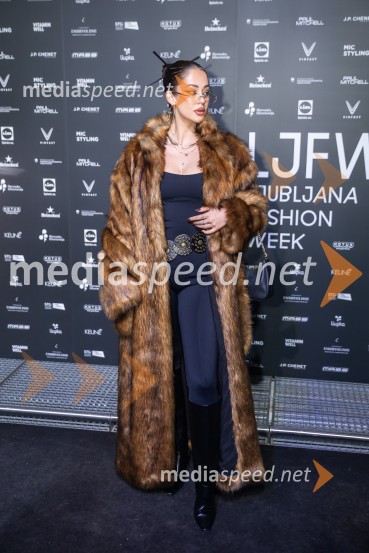  Gaja Prestor, pevkaFashion Week 2025, tretji dan postregel z eksplozijo mladostne ustvarjalnosti