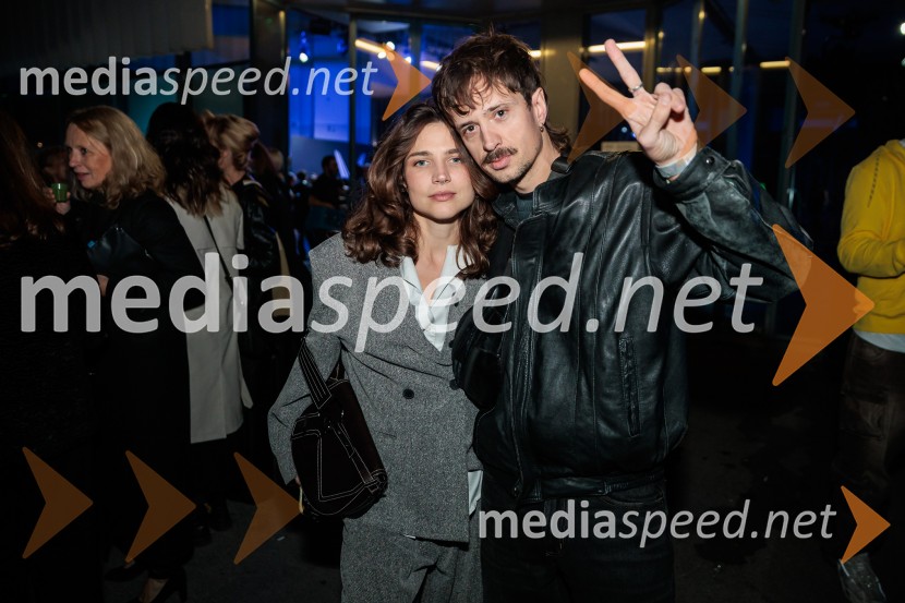  ... ;  Senka Umek;  Marko  Pavlović, podjetnikFashion Week 2025, tretji dan postregel z eksplozijo mladostne ustvarjalnosti