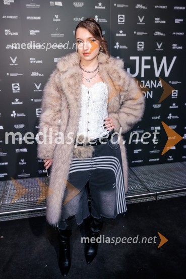 Fashion Week 2025, tretji dan postregel z eksplozijo mladostne ustvarjalnosti