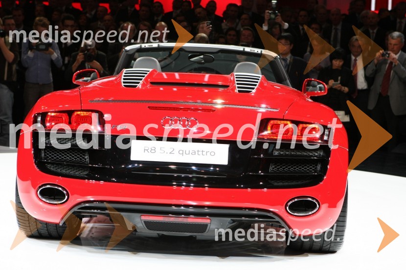 Audi R8 5.2 quattroAudi R8 5.2 quattro