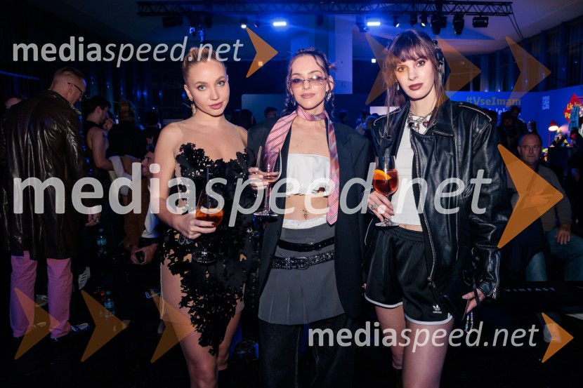  ... ;  ... ;  Tina Mentol, ZTModelsFashion Week 2025, tretji dan postregel z eksplozijo mladostne ustvarjalnosti