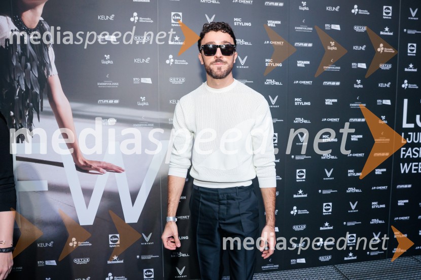 Fashion Week 2025, tretji dan postregel z eksplozijo mladostne ustvarjalnosti