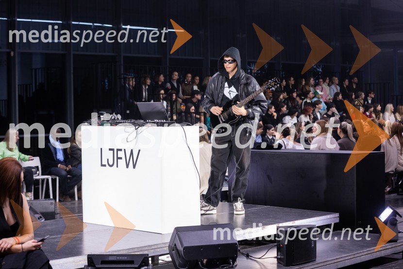 Fashion Week 2025, tretji dan postregel z eksplozijo mladostne ustvarjalnosti