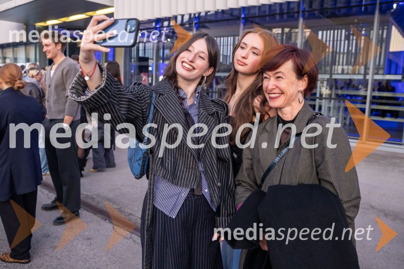 Fashion Week 2025, tretji dan postregel z eksplozijo mladostne ustvarjalnosti