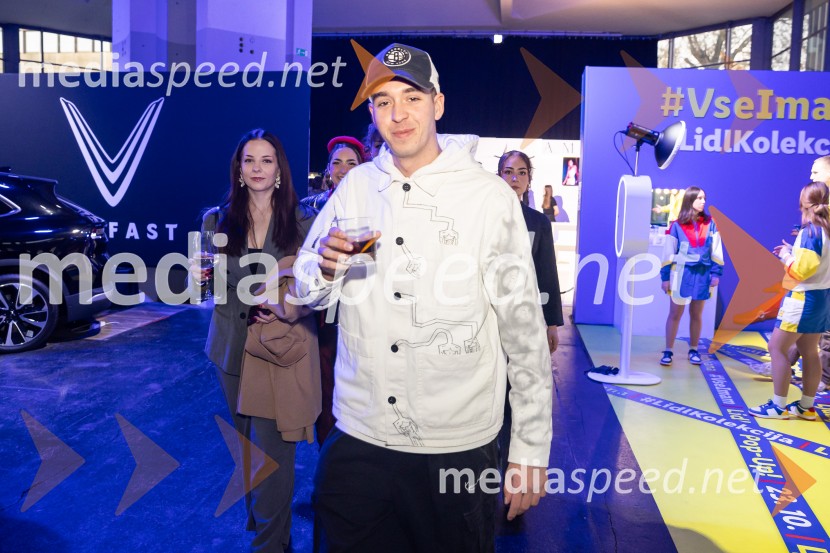 Fashion Week 2025, tretji dan postregel z eksplozijo mladostne ustvarjalnosti