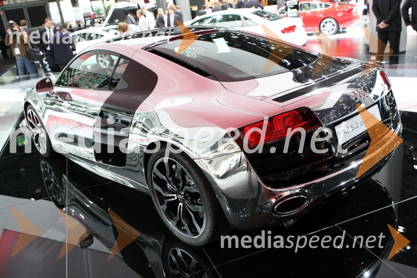 Audi R8 5.2 quattroAudi R8 5.2 quattro