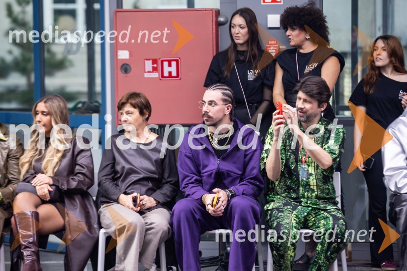 dr. Ana Vrtovec Beno, etnologinja, Glasbenonarodopisni inštitut ZRC SAZU;  ... ;  ... ;  ... ;  ... ;  ... ;  ... Fashion Week 2025, tretji dan postregel z eksplozijo mladostne ustvarjalnosti