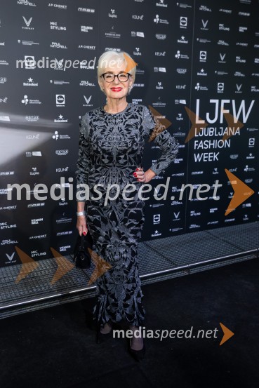  Metka  Premerl, slavistkaFashion Week 2025, tretji dan postregel z eksplozijo mladostne ustvarjalnosti