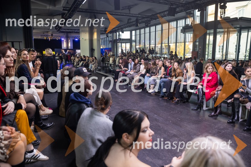  ... ;  Laura PrajsFashion Week 2025, tretji dan postregel z eksplozijo mladostne ustvarjalnosti