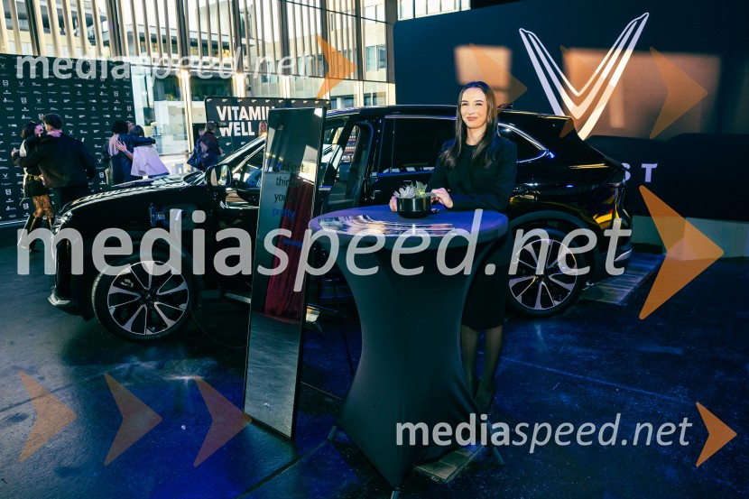 Fashion Week 2025, tretji dan postregel z eksplozijo mladostne ustvarjalnosti