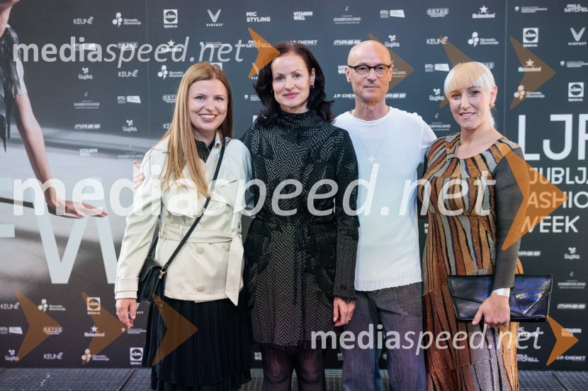  ... ;  Urša Draž, modna oblikovalka;  Tomaž Draž, modni oblikovalec;  ... Fashion Week 2025, tretji dan postregel z eksplozijo mladostne ustvarjalnosti