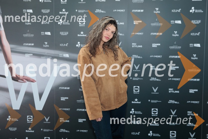 Ljubljanski teden mode 2025 zaključil s poklonom mladim talentom in modnim presežkom