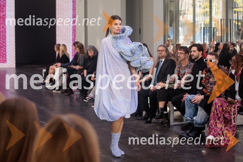 Ljubljanski teden mode 2025 zaključil s poklonom mladim talentom in modnim presežkom