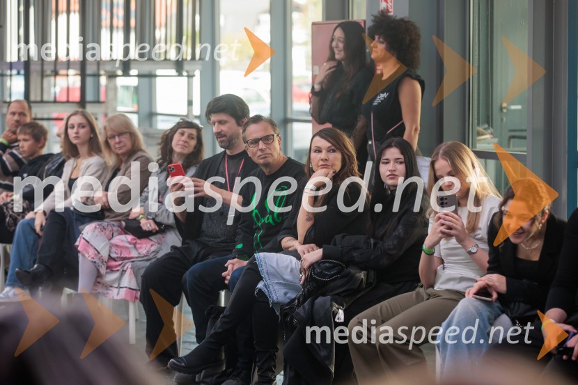 Ljubljanski teden mode 2025 zaključil s poklonom mladim talentom in modnim presežkom