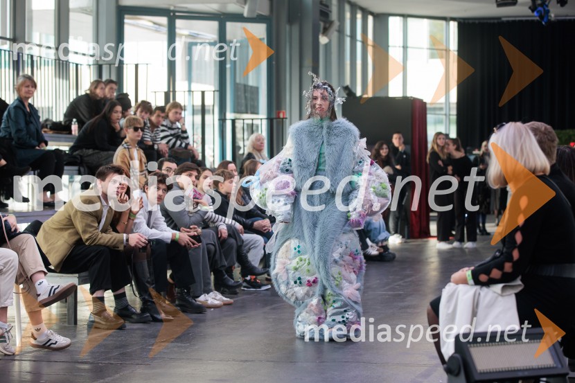 Ljubljanski teden mode 2025 zaključil s poklonom mladim talentom in modnim presežkom