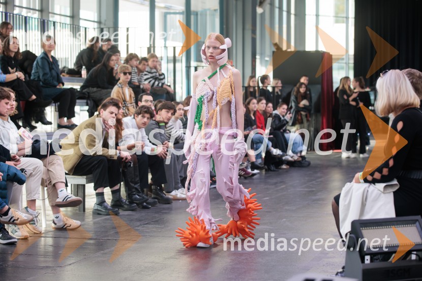 Ljubljanski teden mode 2025 zaključil s poklonom mladim talentom in modnim presežkom