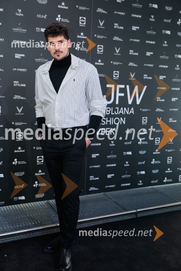 Ljubljanski teden mode 2025 zaključil s poklonom mladim talentom in modnim presežkom