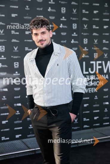 Ljubljanski teden mode 2025 zaključil s poklonom mladim talentom in modnim presežkom