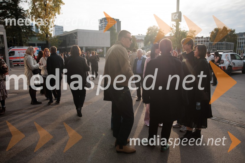 Ljubljanski teden mode 2025 zaključil s poklonom mladim talentom in modnim presežkom