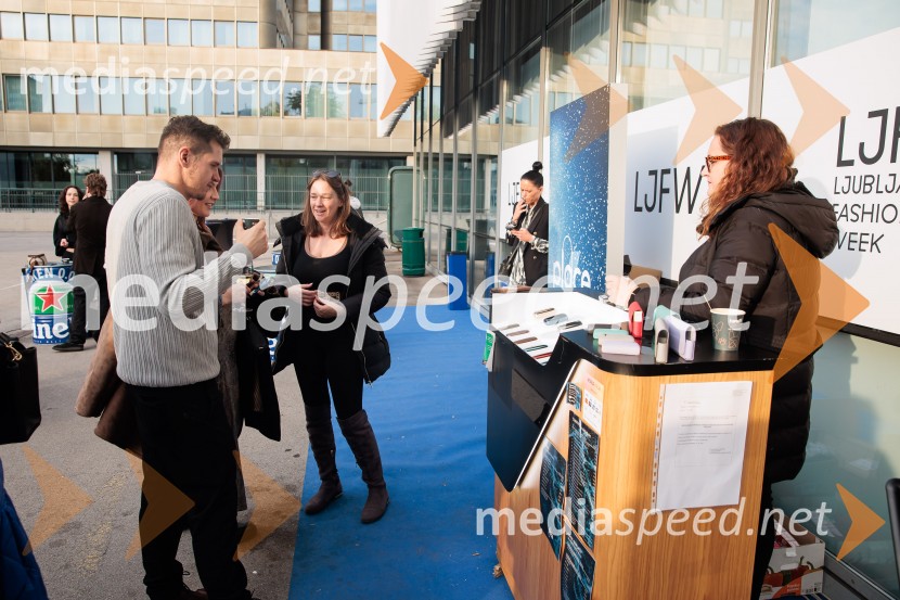 Ljubljanski teden mode 2025 zaključil s poklonom mladim talentom in modnim presežkom