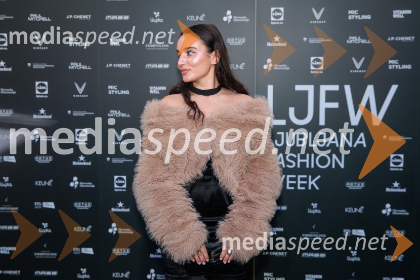 Ljubljanski teden mode 2025 zaključil s poklonom mladim talentom in modnim presežkom