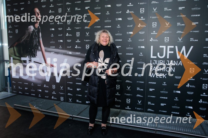 Ljubljanski teden mode 2025 zaključil s poklonom mladim talentom in modnim presežkom