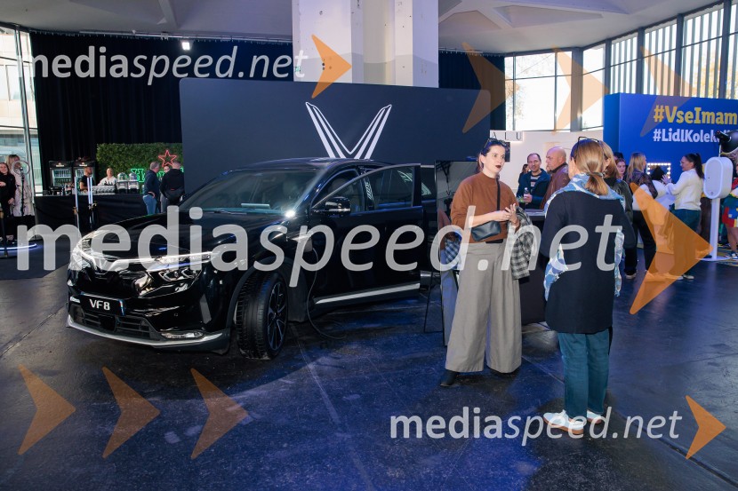 Ljubljanski teden mode 2025 zaključil s poklonom mladim talentom in modnim presežkom