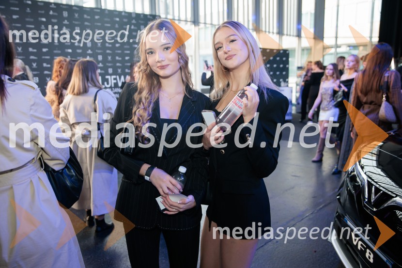 Ljubljanski teden mode 2025 zaključil s poklonom mladim talentom in modnim presežkom