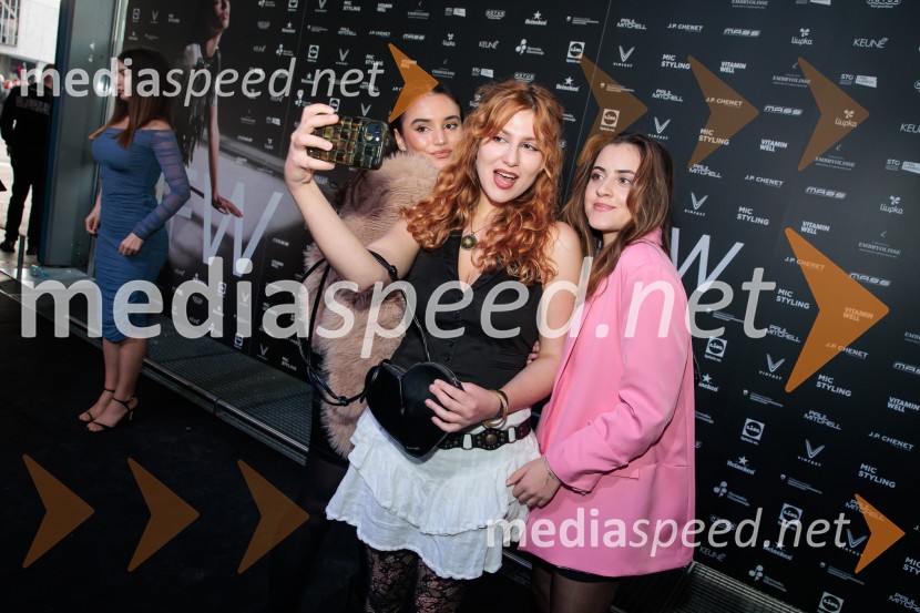 Ljubljanski teden mode 2025 zaključil s poklonom mladim talentom in modnim presežkom