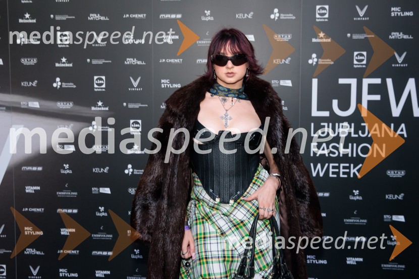Ljubljanski teden mode 2025 zaključil s poklonom mladim talentom in modnim presežkom